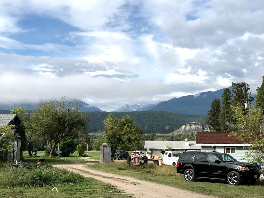 Setetkwa Golf Course RV Park | Stoddart Creek Rd, Radium Hot Springs, BC V0A 1M0, Canada | Phone: (250) 347-9401