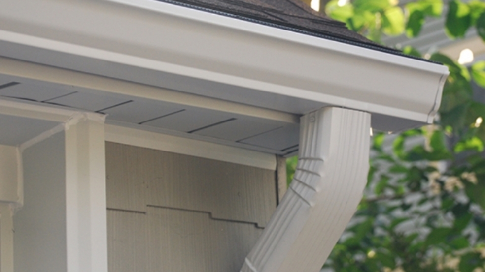 Rain Catcher Seamless Eavestrough | 360 Moffat St, Pembroke, ON K8A 3X6, Canada | Phone: (613) 732-8200