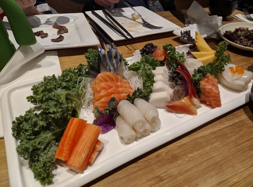 Tatemono Sushi Bar & Restaurant | 75 Consumers Dr, Whitby, ON L1N 9S2, Canada | Phone: (905) 666-8686