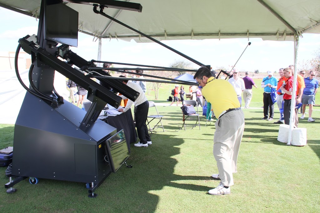 RoboGolfPro Bay Street Academy | 1333 Dorval Dr, Oakville, ON L6M 4G2, Canada | Phone: (416) 483-8333