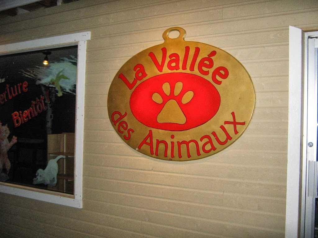 La Vallée des Animaux | 6838 Bd Labelle, Val-Morin, QC J0T 2R0, Canada | Phone: (819) 322-2537