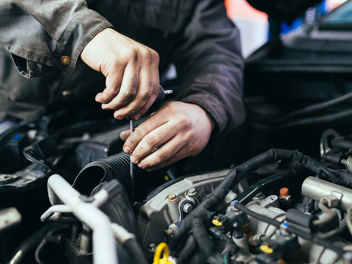 Carrosserie RENNtech | 1446 Rue Soucy Local 13, Saint-Hubert, QC J4T 1A3, Canada | Phone: (450) 656-2222