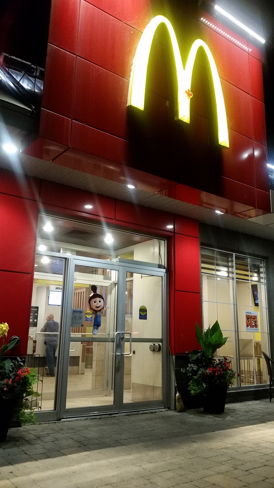McDonalds | 1301 Brock St S, Whitby, ON L1N 9K2, Canada | Phone: (905) 666-9589