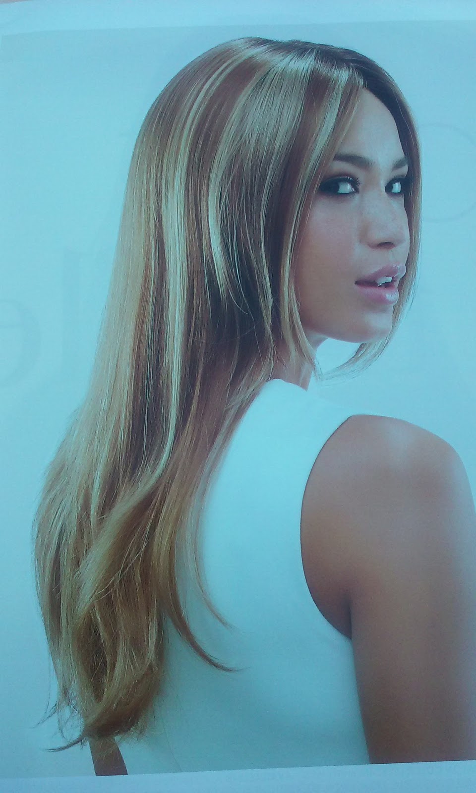 Clinique Capillaire Farouche Coiffure | 959 Boulevard de lHôtel-de-Ville, Laval, QC H7X 2K9, Canada | Phone: (514) 815-3007