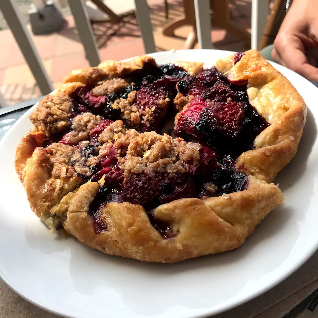 Le Comptoir Gourmand / Pâtisserie, café & comptoir-lunch | 52 Av. Morel, Kamouraska, QC G0L 1M0, Canada | Phone: (418) 894-4615