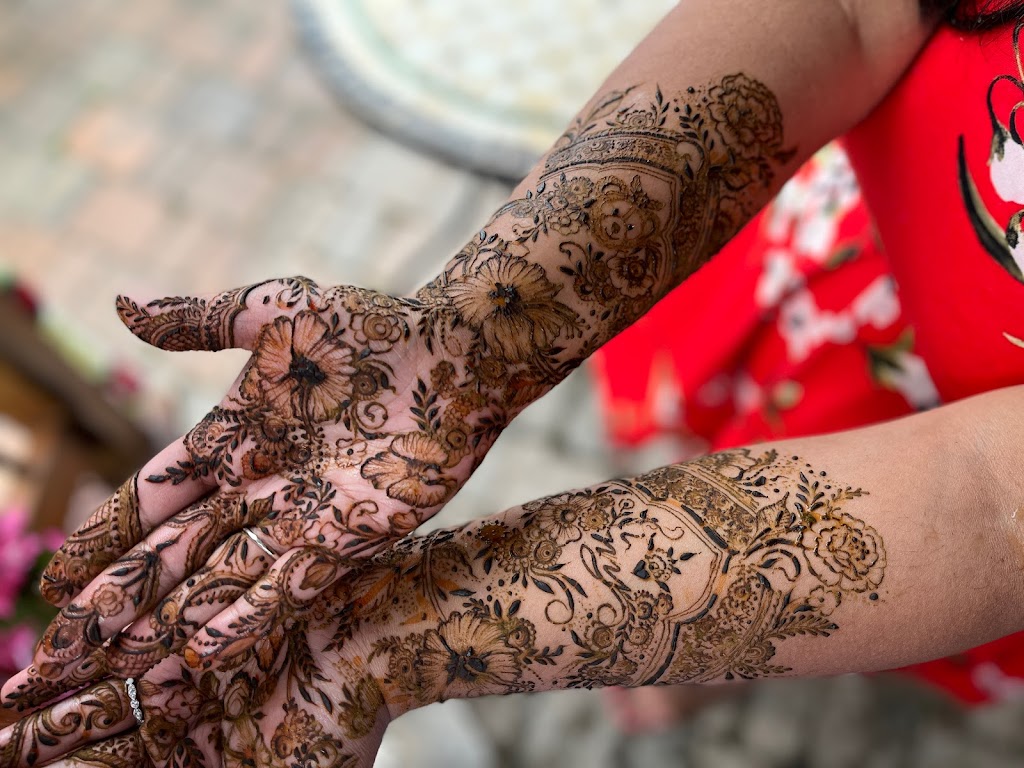 Breath of Henna | 20 Gamble Ave, East York, ON M4K 2G9, Canada | Phone: (416) 779-4865