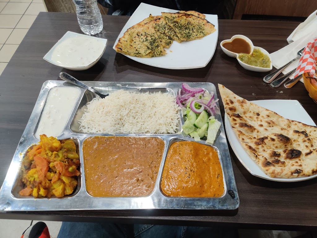 Panj Taara Bar & Grill | 4355 King St E Unit B, Kitchener, ON N2P 2E9, Canada | Phone: (519) 650-0500