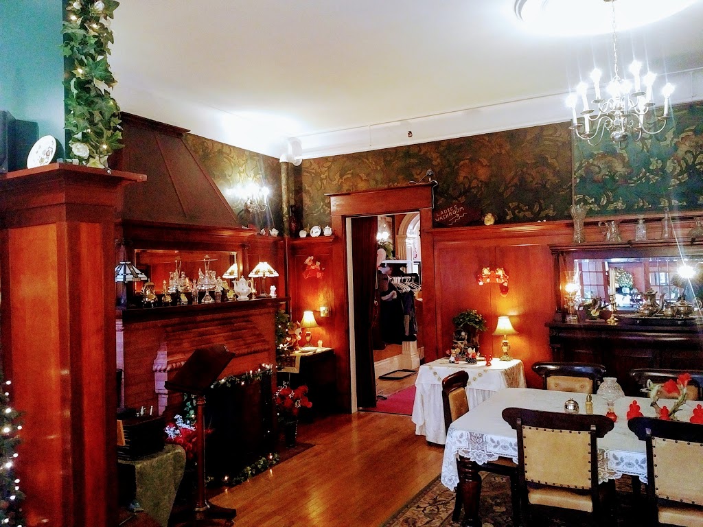 Marshlands Inn | 55 Bridge St, Sackville, NB E4L 3N8, Canada | Phone: (506) 536-0170
