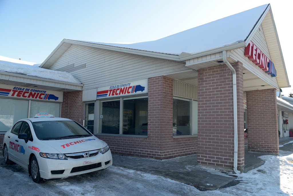 School Driving Tecnic Cap-Rouge | 3520 Rue de lHétrière local 105, Saint-Augustin-de-Desmaures, QC G3A 0B4, Canada | Phone: (418) 529-3868