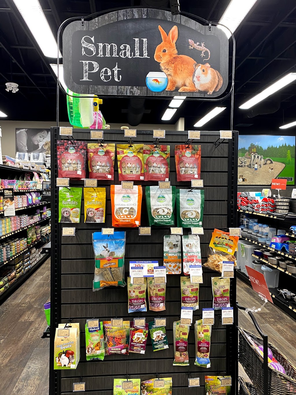 Pet Valu | 37 Cottonwood Dr, Blackfalds, AB T0M 0J0, Canada | Phone: (403) 885-0605