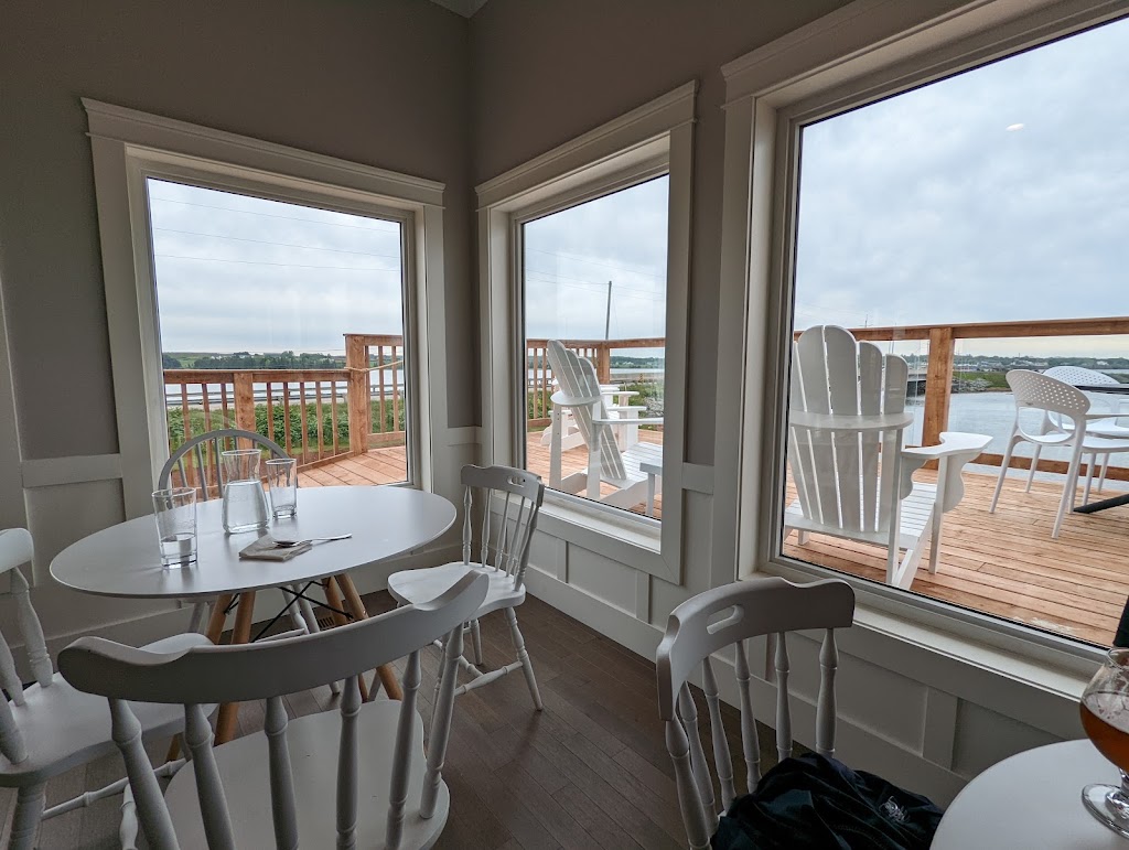 The Fiddling Fisherman Lookout | 13 Lower Rollo Bay Rd, Souris, PE C0A 2B0, Canada | Phone: (902) 687-4162