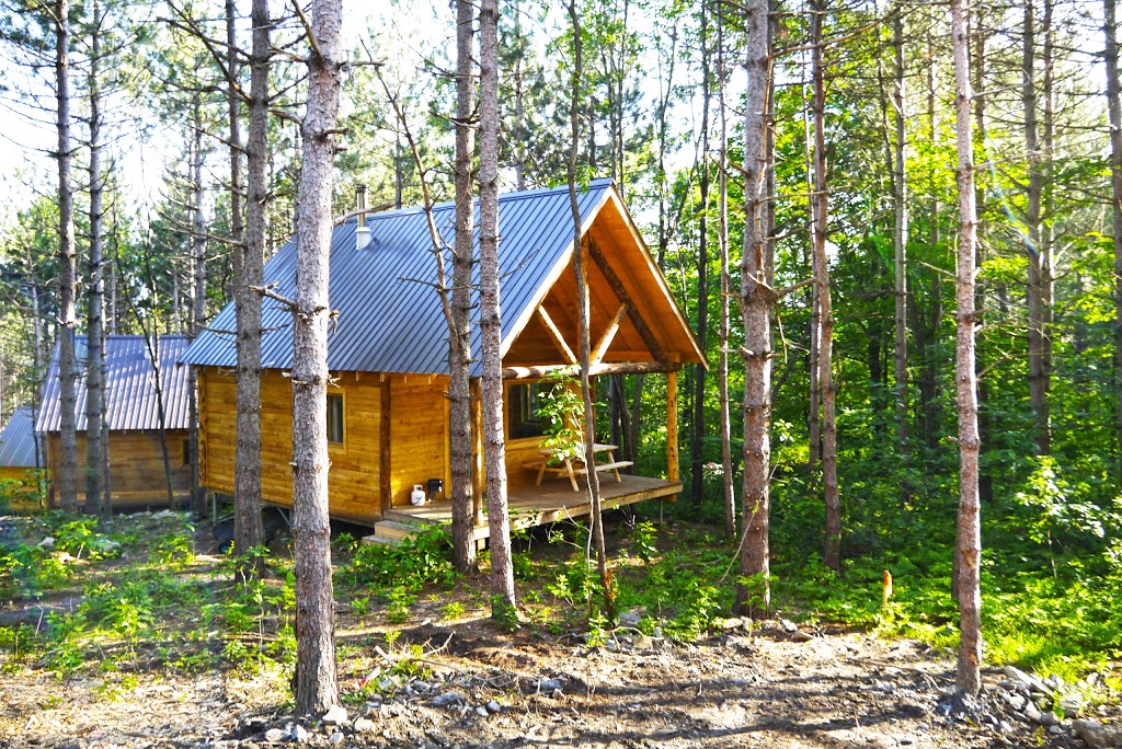 Huttopia Sutton | 297 Chemin Maple, Sutton, QC J0E 2K0, Canada | Phone: (844) 488-8674