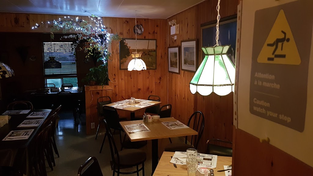 Pineview | 322 Route 105, Low, QC J0X 2C0, Canada | Phone: (819) 422-3517
