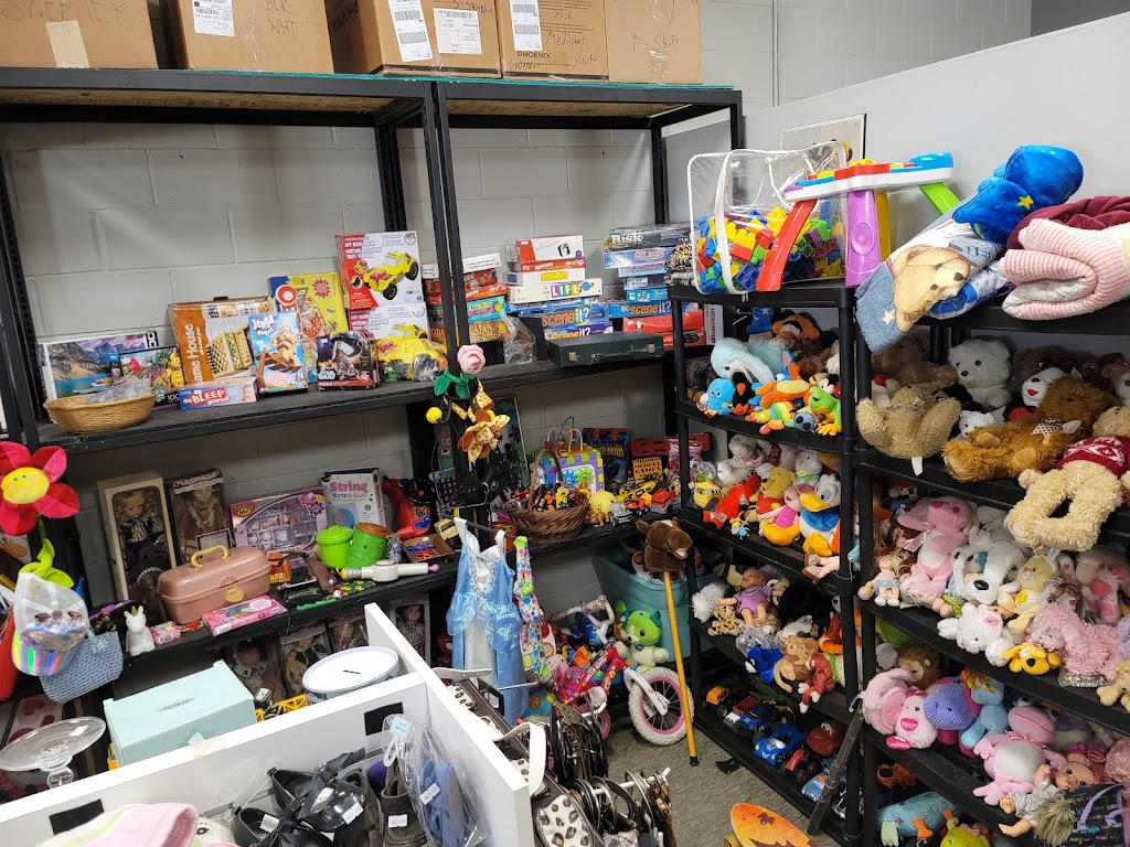 Custom T-hrift | 226 First Ave E Unit 4, Shelburne, ON L9V 2X4, Canada | Phone: (519) 925-9192