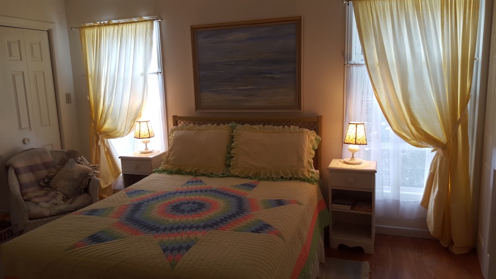 The Farmers Walk Bed and Breakfast | 833345 4 Line E, Orangeville, ON L9W 5Z4, Canada | Phone: (519) 942-1775