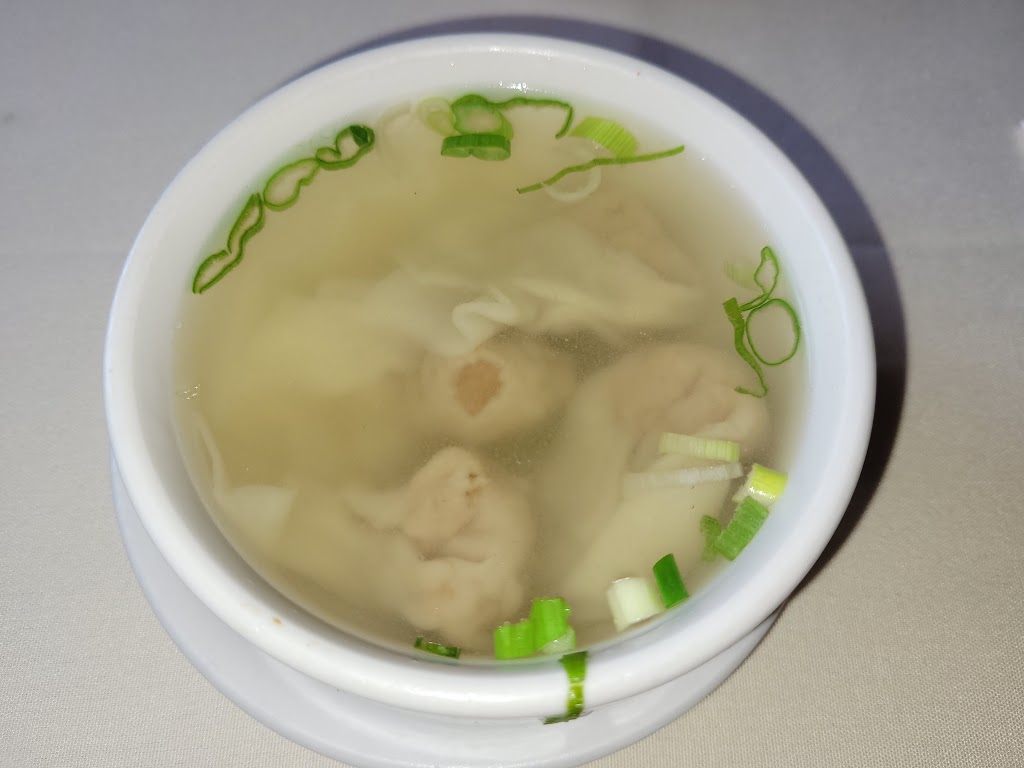 Restaurant Shing Kee | 1701 Bd des Sources, Pointe-Claire, QC H9R 5A2, Canada | Phone: (514) 636-0660