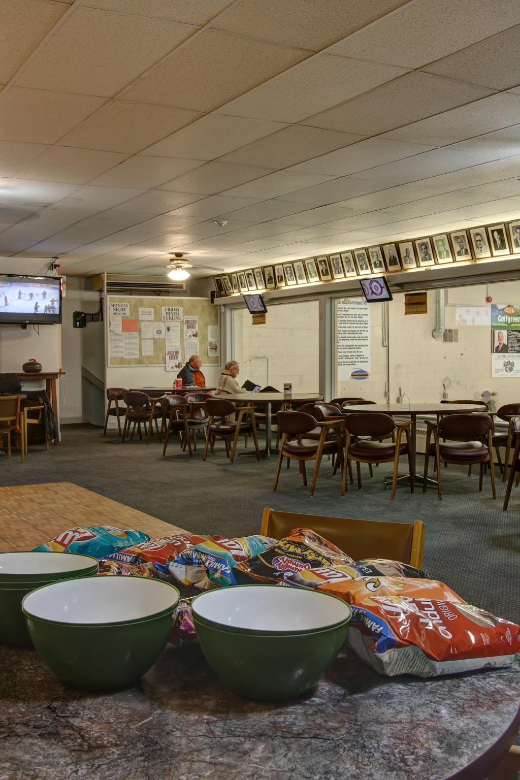 Brant Curling Club Inc | 34 Morrell St, Brantford, ON N3T 4J2, Canada | Phone: (519) 752-3639