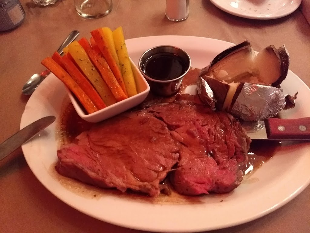 Restaurant Le Stonehouse | 2706 Boulevard Talbot, Stoneham-et-Tewkesbury, QC G3C 1J8, Canada | Phone: (418) 848-7470