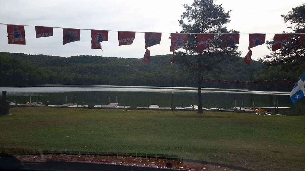 Camping Manoir Lac Caché | 2000 Rang du Lac Caché, Saint-Alexis-des-Monts, QC J0K 1V0, Canada | Phone: (855) 265-2201