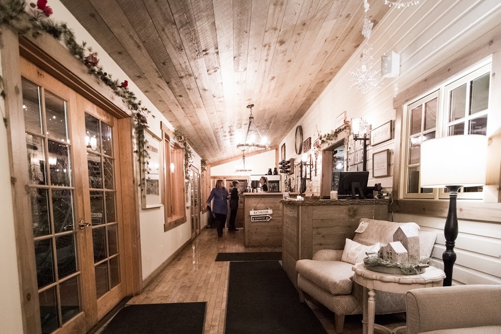Pineridge Hollow | Box 274, 67086 Heatherdale Rd 25E, Oakbank, MB R0E 1J0, Canada | Phone: (204) 777-3881