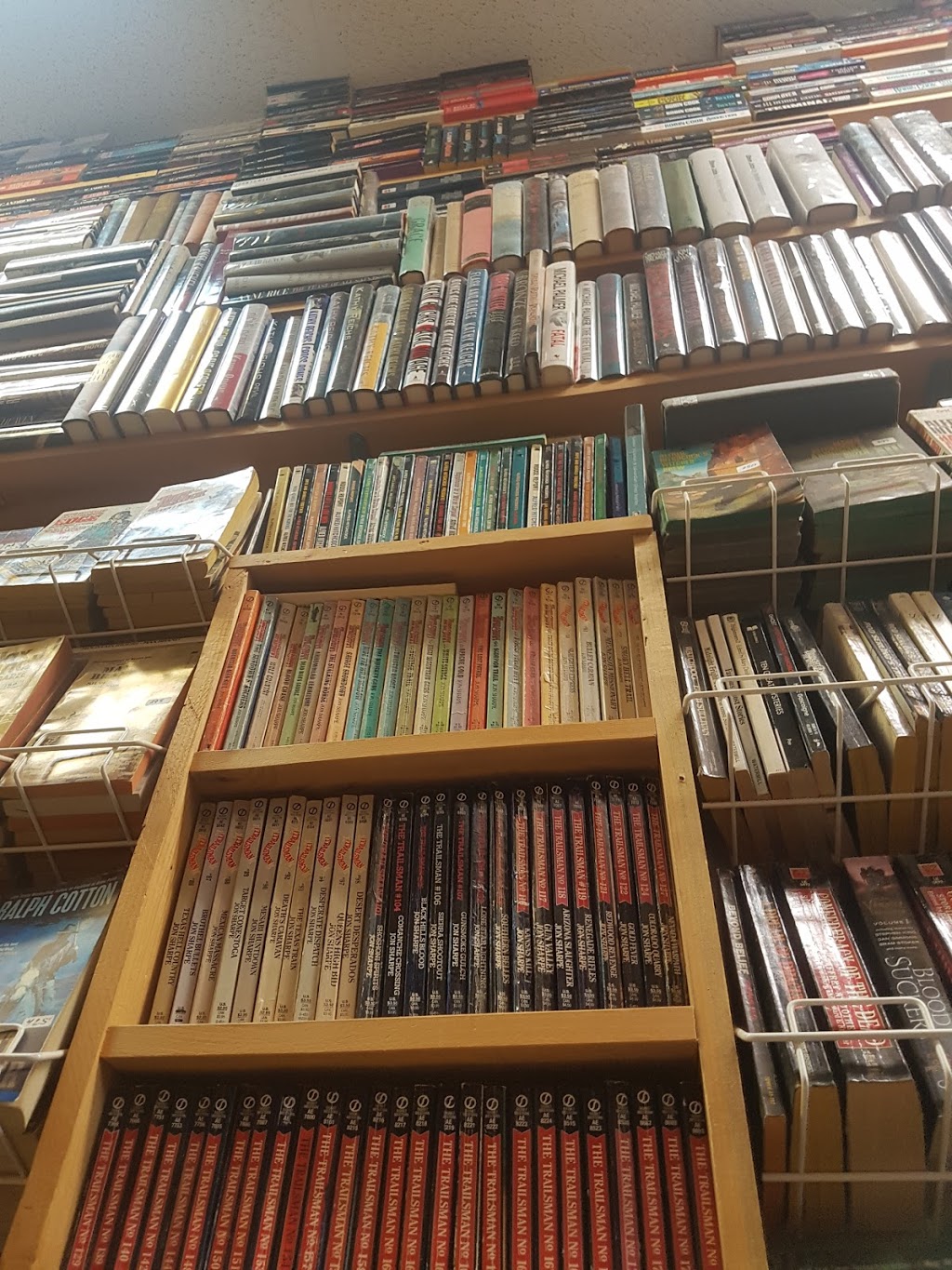 Sunrise Books | 366 Speedvale E, Guelph, ON N1E 1N5, Canada | Phone: (519) 763-6610
