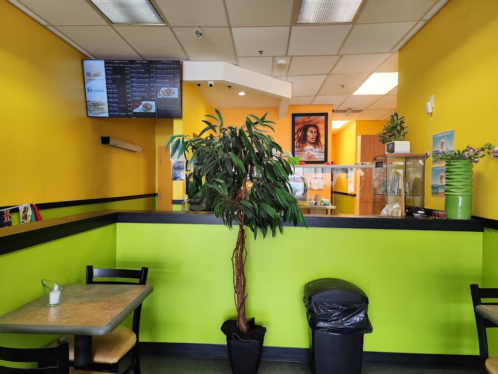 Caribbean Curry House | 4279 Boul. Saint-Jean, Dollard-des-Ormeaux, QC H9G 2R4, Canada | Phone: (514) 683-7373