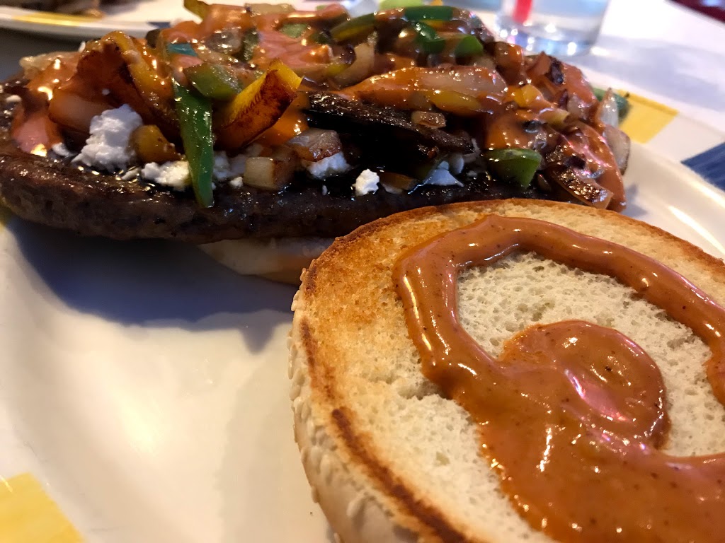 Wimpys Diner | 586 Kerr St, Oakville, ON L6K 3E4, Canada | Phone: (905) 842-6417