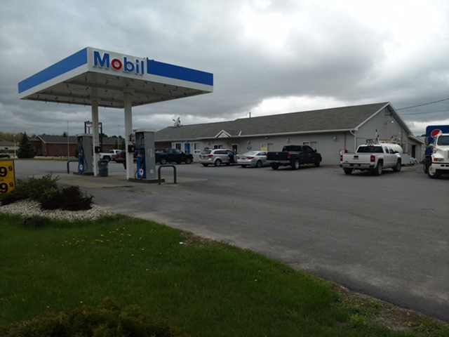 Mountain Mart #101 | 2568 US-11, Mooers, NY 12958, USA | Phone: (518) 236-9777