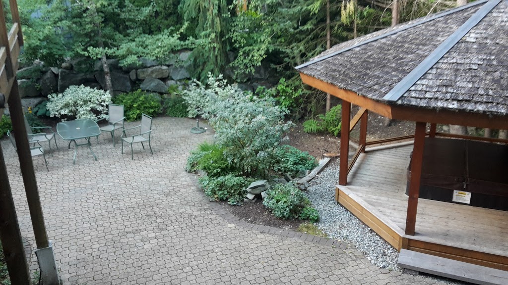 Bear Tracks Whistler Chalet | 7461 Ambassador Crescent, Whistler, BC V0N 1B7, Canada | Phone: (778) 839-0063