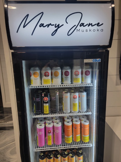 Mary Jane Muskoka | 440 Ecclestone Dr #13, Bracebridge, ON P1L 1Z6, Canada | Phone: (705) 394-7420
