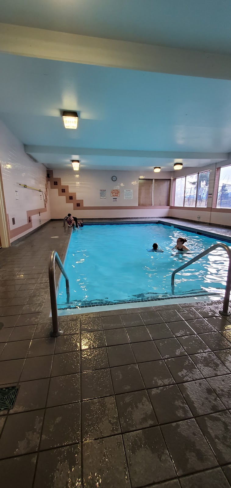Quaaout Lodge & Spa at Talking Rock Golf Resort | 1663 Little Shuswap Lake Rd, Chase, BC V0E 1M2, Canada | Phone: (250) 679-3090
