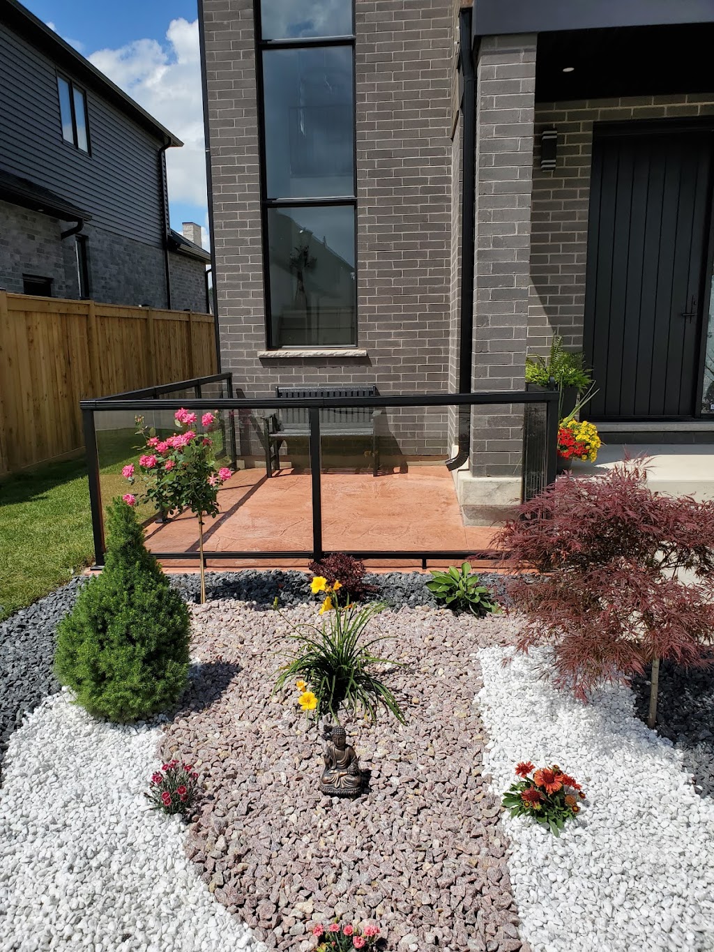 Friesen Exteriors | 1017 Queen St, Courtland, ON N0J 1E0, Canada | Phone: (226) 231-7180