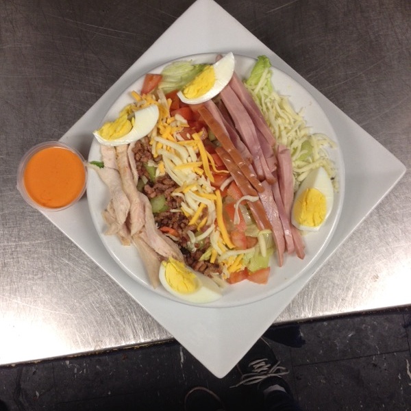 The Rose & Crown | 36 Ontario Rd, Mitchell, ON N0K 1N0, Canada | Phone: (519) 348-9838