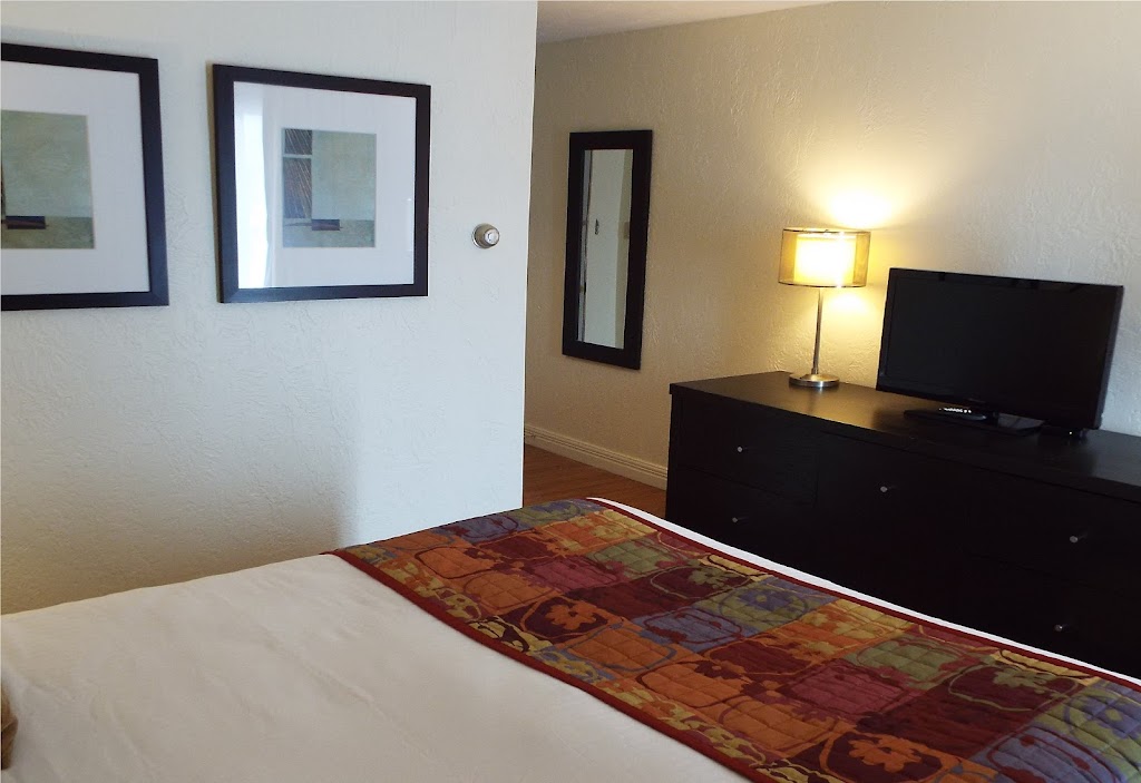 Shores Inn & Hotel | 634 Main St, Shediac, NB E4P 2H3, Canada | Phone: (506) 532-5563