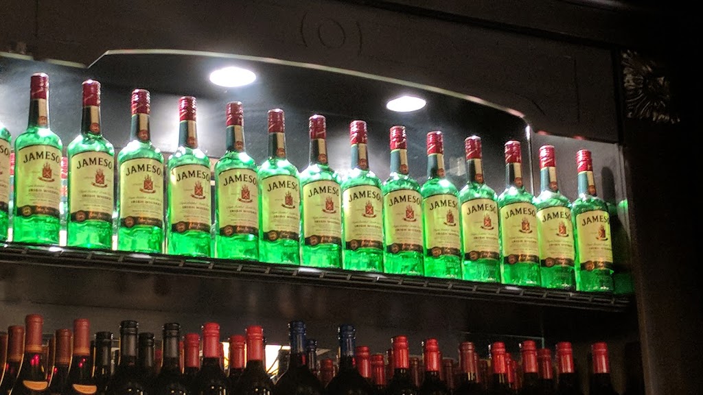 Fionn MacCools | 6110 Hwy 7, Woodbridge, ON L4H 0R2, Canada | Phone: (905) 264-2922