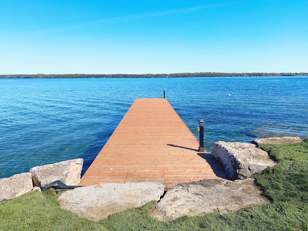 Wolfe Island Marine | 82 Cottage Ln, Wolfe Island, ON K0H 2Y0, Canada | Phone: (613) 536-8148