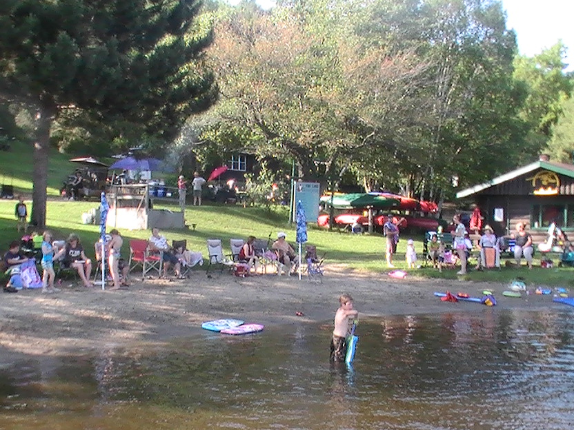 Fox Lake Lodge | AE83 Fox Lake Road, Levack, ON P0M 2C0, Canada | Phone: (705) 919-2607