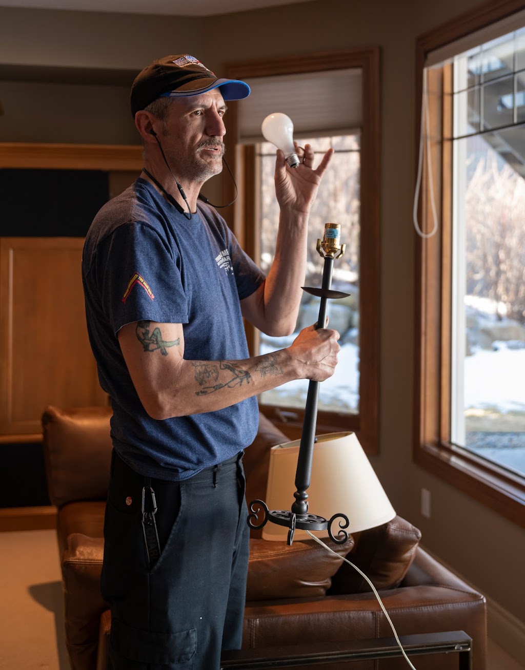 Two Small Men with Big Hearts, Edmonton | 14630 128 Ave NW #2B, Edmonton, AB T5L 3H7, Canada | Phone: (780) 434-4344