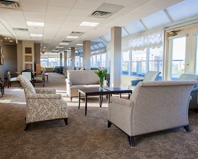 The Edinburgh | 10 Vaughan St, Ottawa, ON K1M 2H6, Canada | Phone: (613) 747-2233