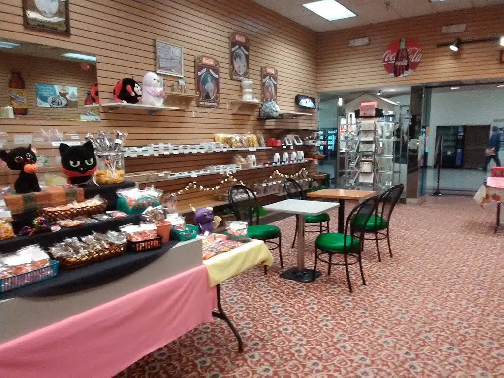 Palace of Sweets | 3701 McKinley Pkwy, Buffalo, NY 14219, USA | Phone: (716) 824-0026