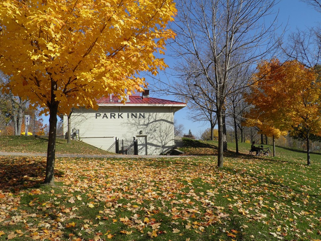 Park Inn | 50 Young St W, Waterloo, ON N2L, Canada | Phone: (519) 725-0511