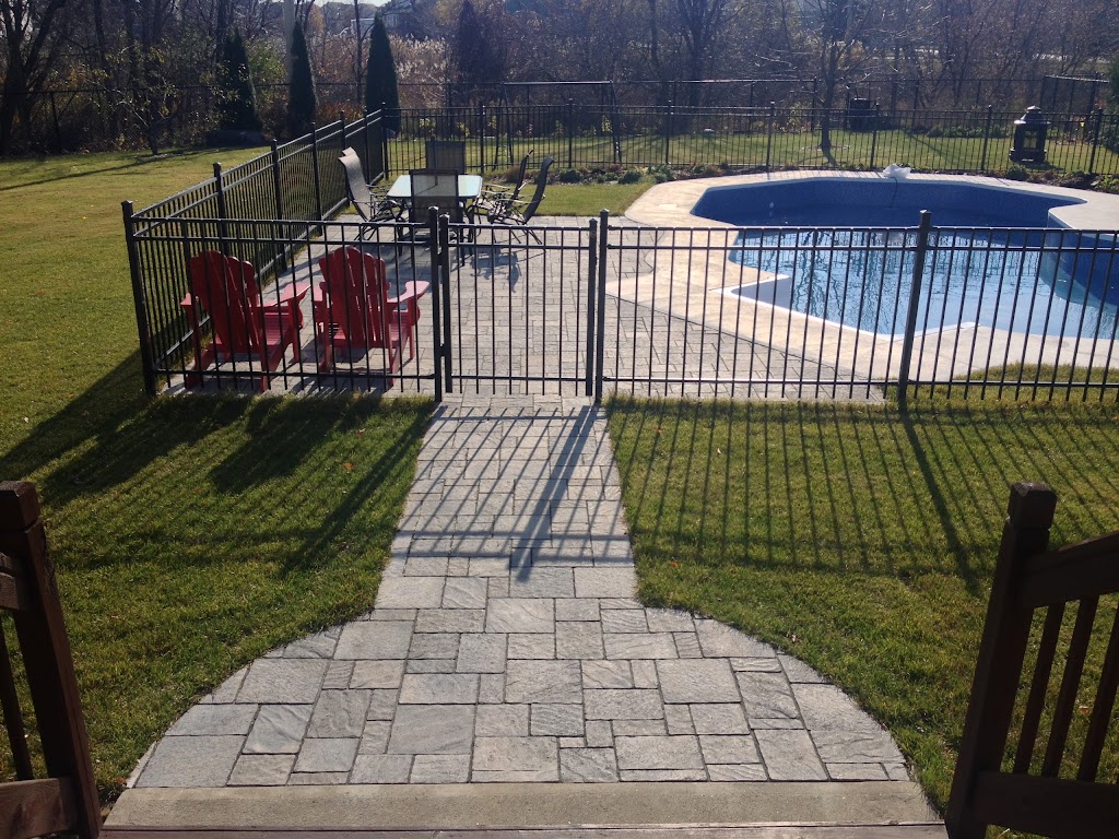 Paysagement MG | 7 Rue Laval, Saint-Constant, QC J5A 1E1, Canada | Phone: (514) 889-7449