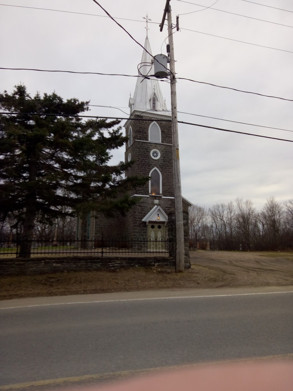 Presbytere Grenville | 324 Rue Principale, Grenville, QC J0V 1J0, Canada | Phone: (819) 242-6952