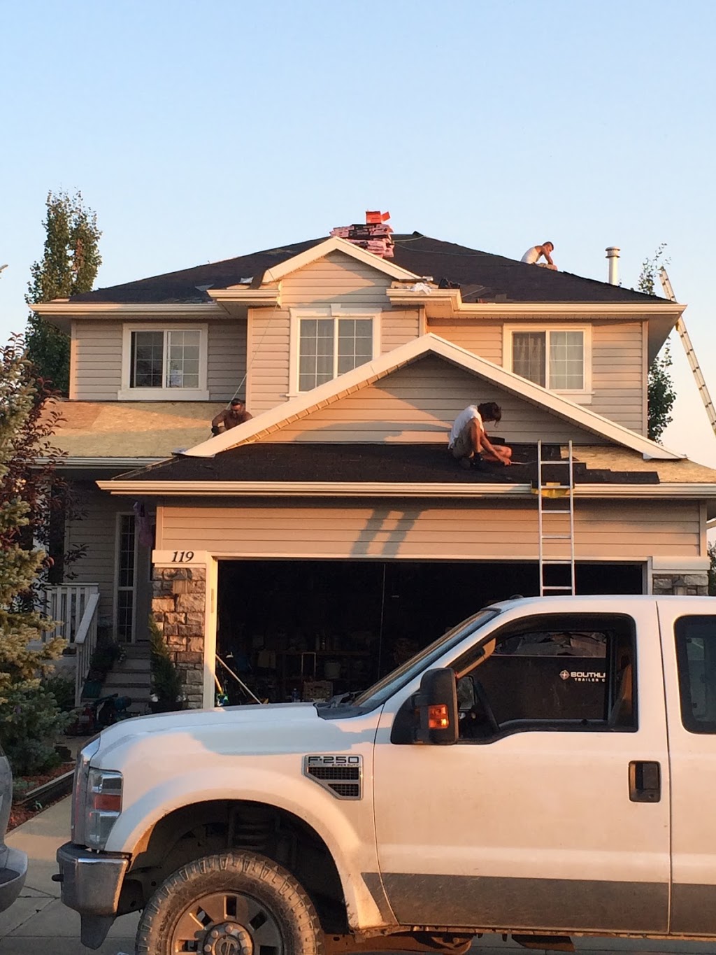Platinum Construction and Exteriors | 711, 203, 304 Main St S, Airdrie, AB T4B 3M2, Canada | Phone: (403) 818-4856