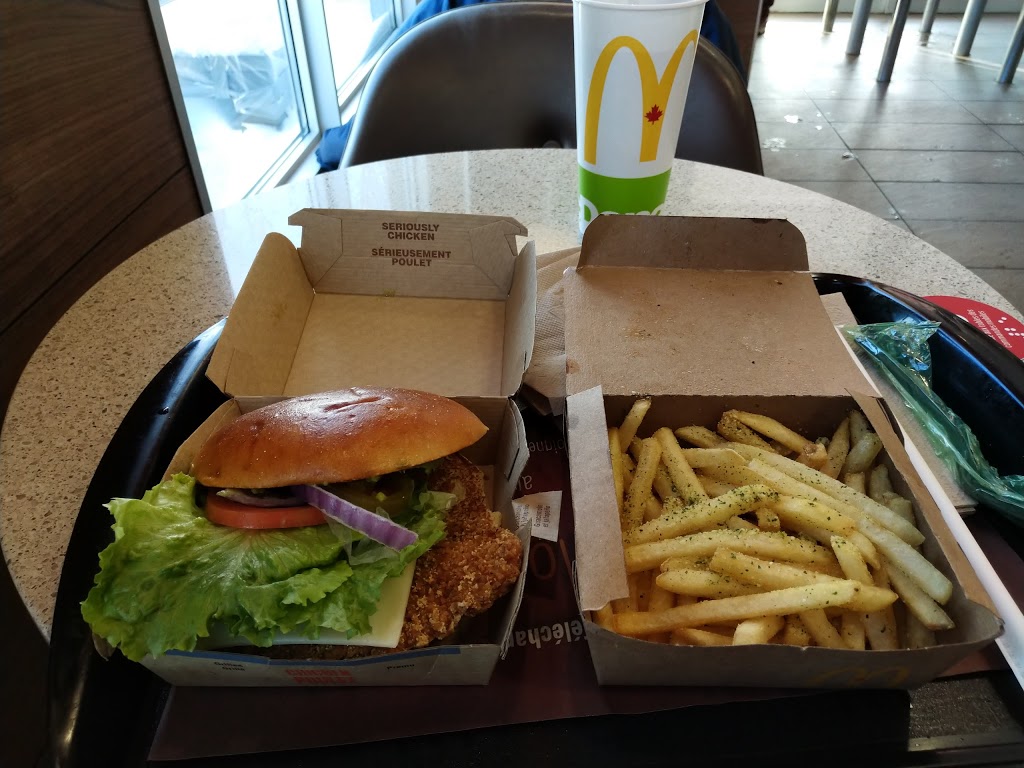 McDonalds | 1825 Route des Rivières, Saint-Nicolas, QC G7A 1C8, Canada | Phone: (418) 831-0110