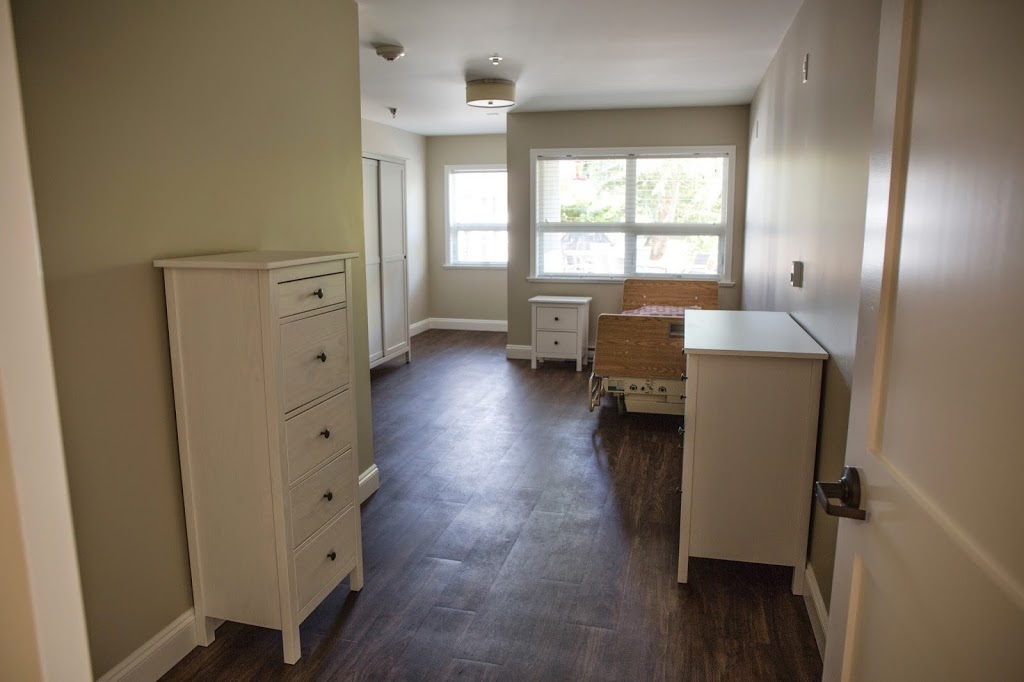 Woodgrove Manor | 6304 Metral Dr, Nanaimo, BC V9T 2L8, Canada | Phone: (250) 390-1036