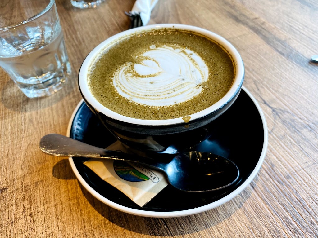 Chillax Coffee | 10650 Leslie St #2, Richmond Hill, ON L4S 0B9, Canada | Phone: (905) 770-6668