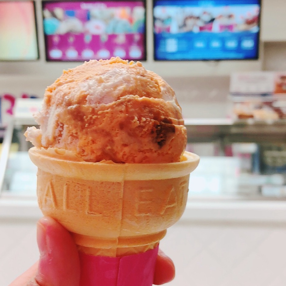 Baskin Robbins | Pickle Barrel Plaza, 5925 Leslie St, North York, ON M2H 1J8, Canada | Phone: (416) 494-1782