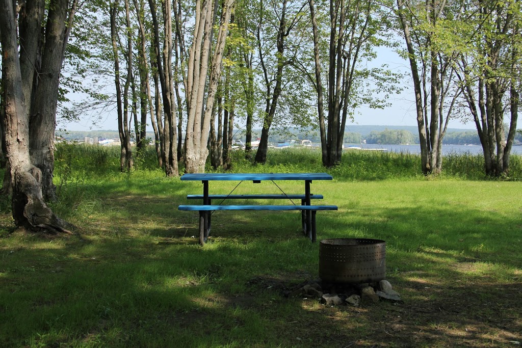 Camping Trans-Canadien | 960 Chemin de la Baie, Rigaud, QC J0P 1P0, Canada | Phone: (514) 990-6647