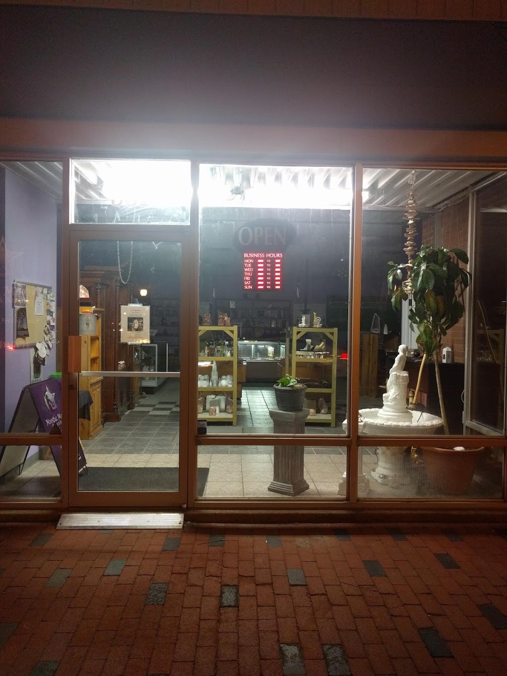 Mystic Moons Books & Brews | 531 Main St, Moncton, NB E1C 1C5, Canada | Phone: (506) 384-6666